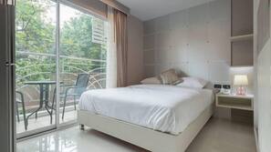 Free minibar, desk, blackout curtains, free WiFi