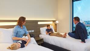 Literie hypoallergénique, coffre-forts dans les chambres, bureau