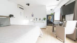 Ropa de cama de alta calidad y minibar (con algunos artículos gratuitos)