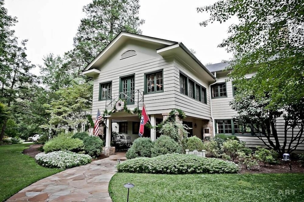 RT Lodge in Maryville Best Rates & Deals on Orbitz