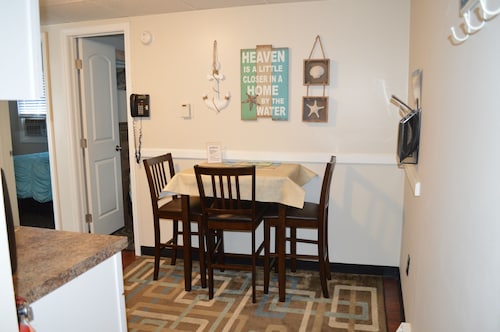 Sylvan Beach Amut Park Hotels Find Cinderella S Suites