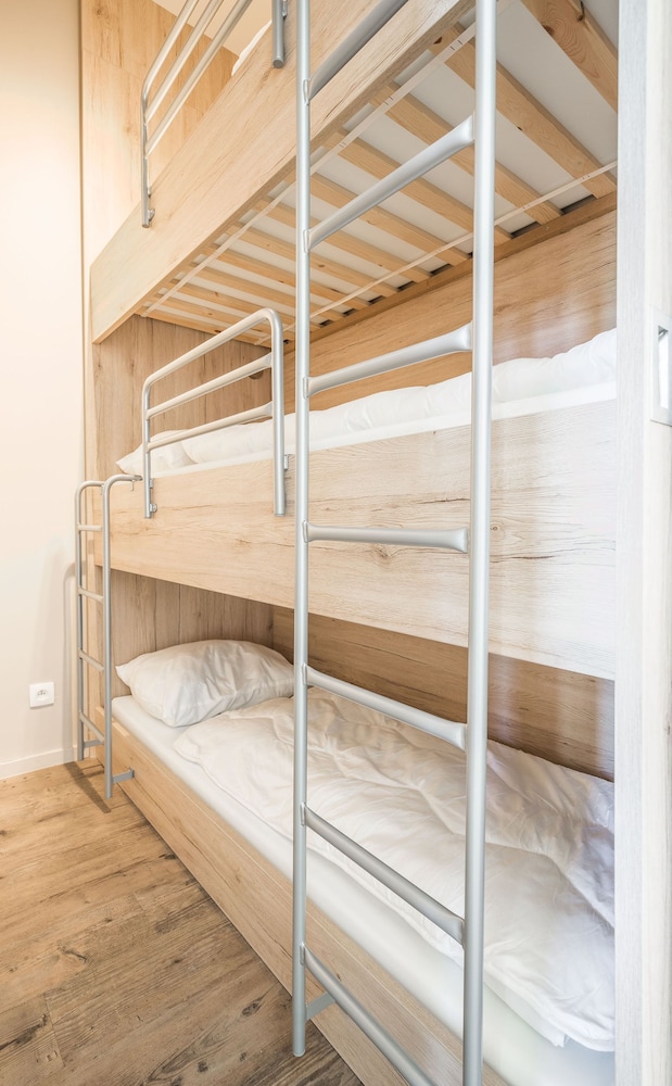 Holiday Suites Westende Middelkerke Bel