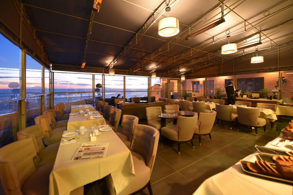 htel des gouverneurs