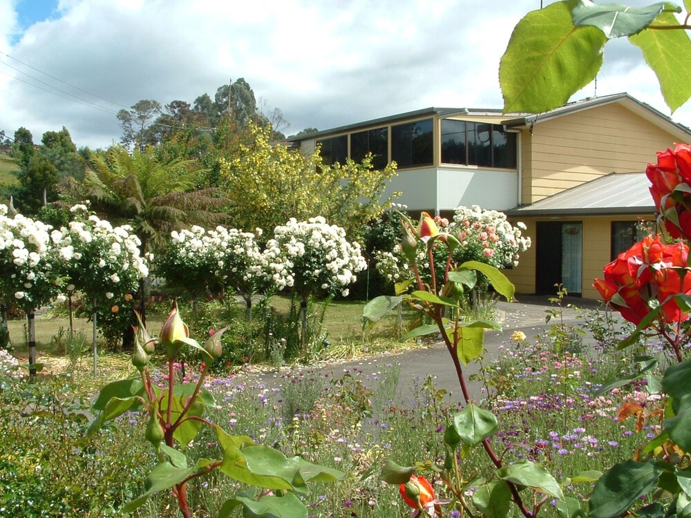North East Rest Awhile Bed & Breakfast