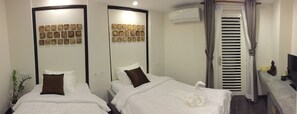 Twin Room, 2 Twin Beds, No Windows, Ground Floor | Premium bedding, minibar, in-room safe, free WiFi