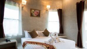 Minibar, rollaway beds, free WiFi