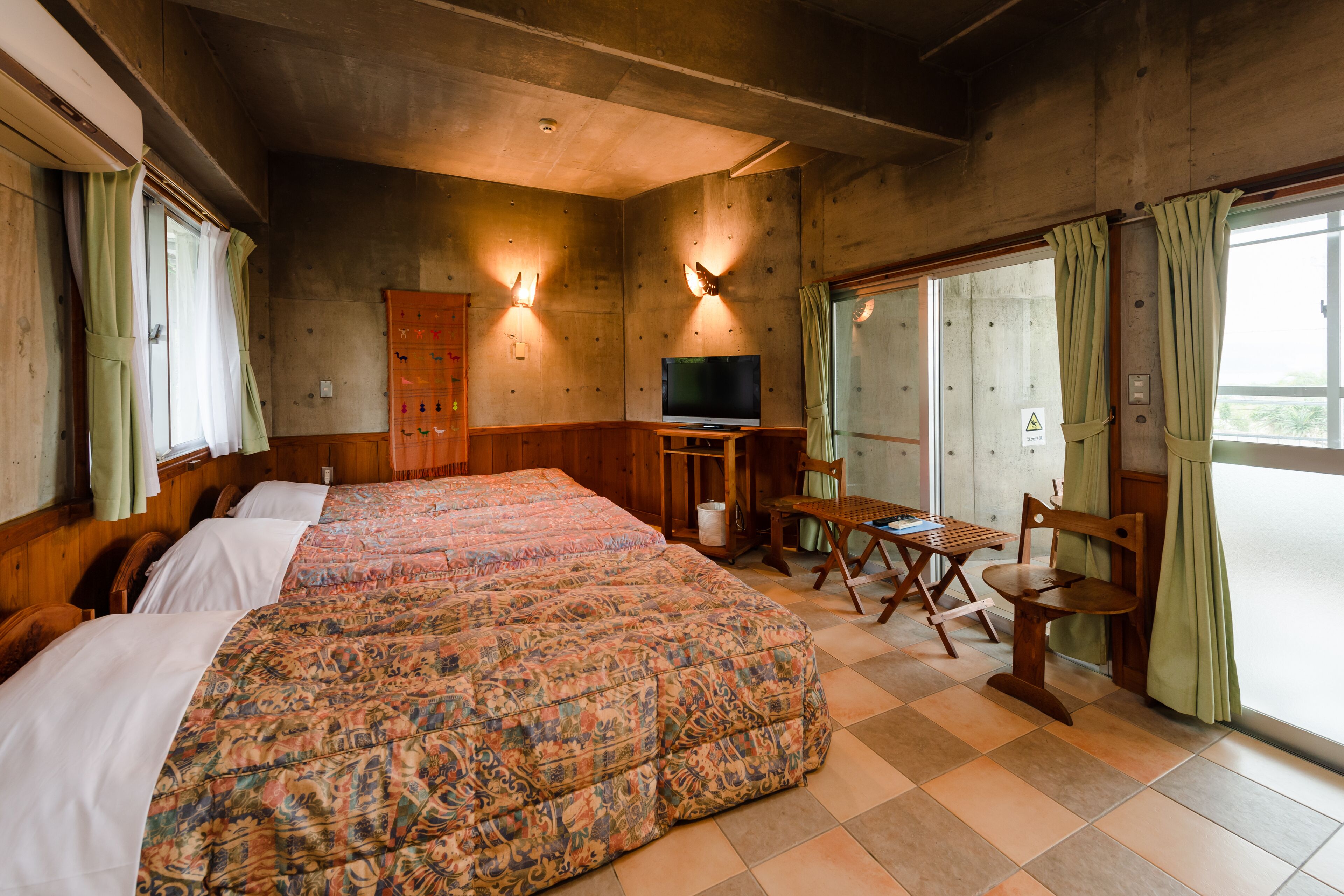 Buzz Resort 恩納 口コミ 宿泊料金 予約 エクスペディア