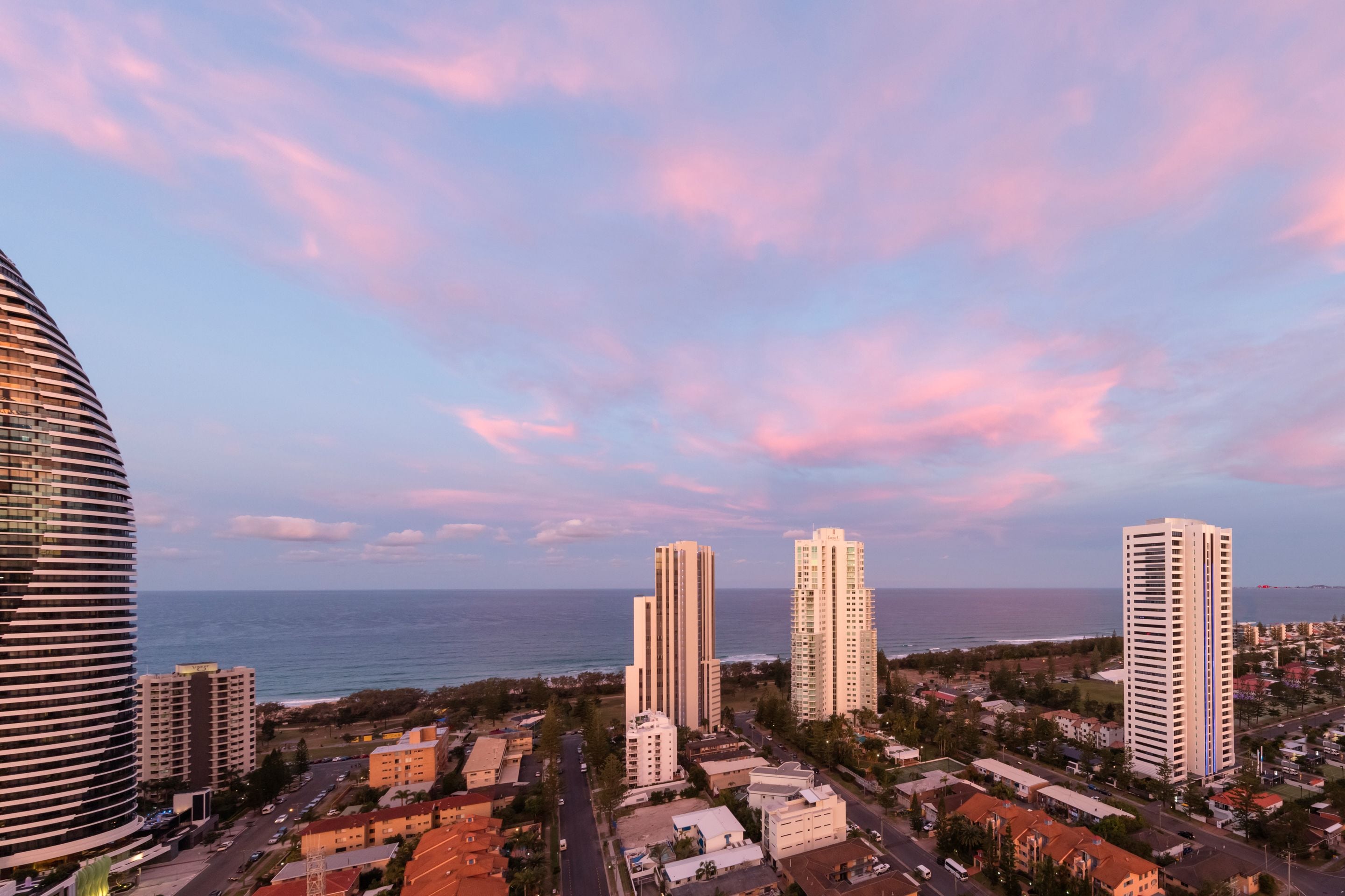 Meriton Suites Broadbeach, Gold Coast
