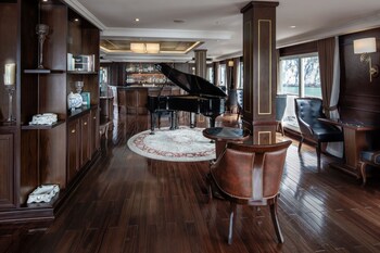 Paradise Elegance Cruise Ha Long Room Prices Reviews Travelocity