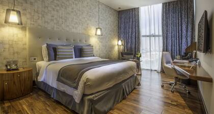 The Avenue - A Murwab Hotel