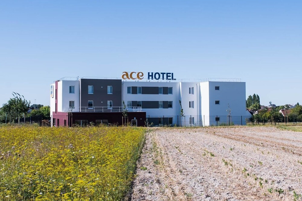 Hotel St Andre Les Vergers Hotel St Andre Les Vergers