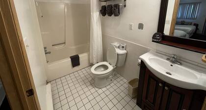 Lake Bluff Inn and Suites