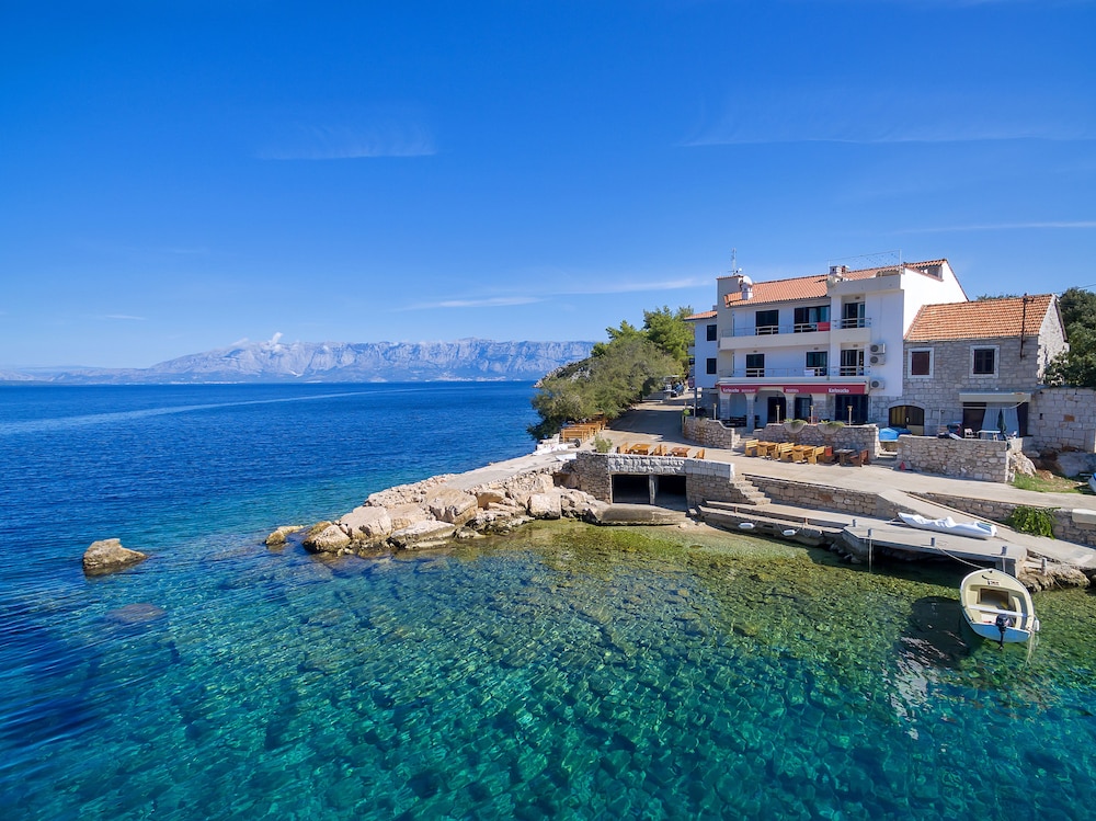 Hotel Timun in Jelsa, Croatia