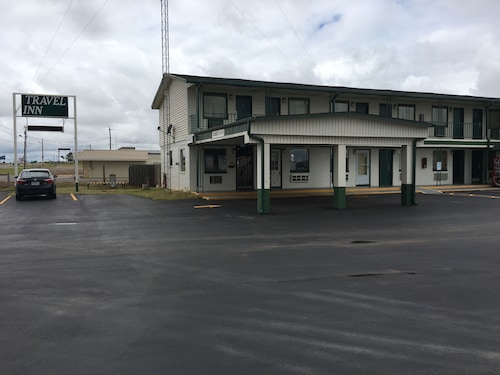 Great Place to stay Travel Inn near Weatherford 