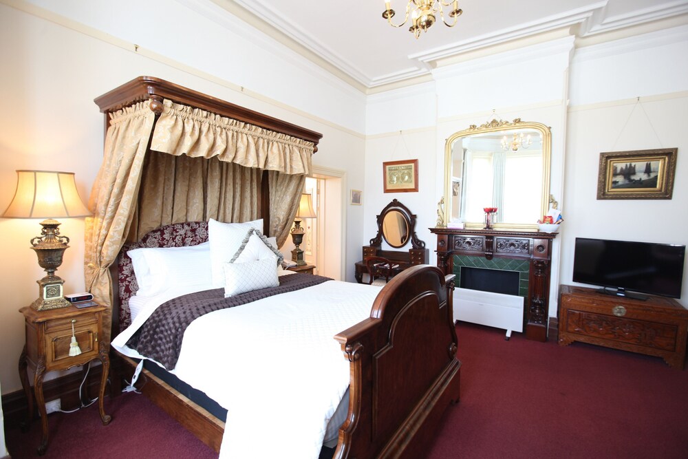 The Grand On Macfie