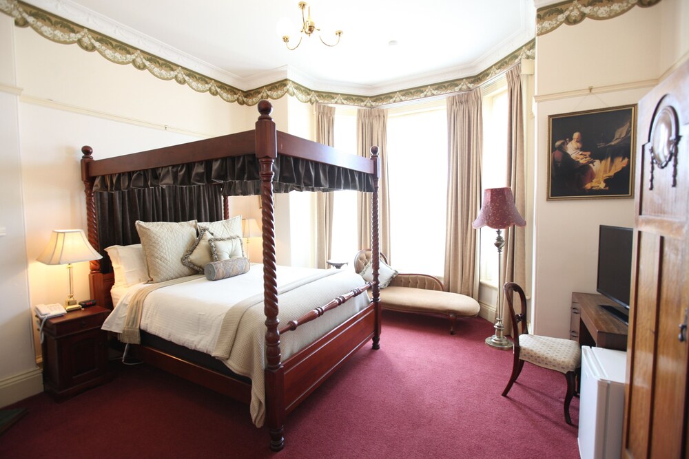 The Grand On Macfie