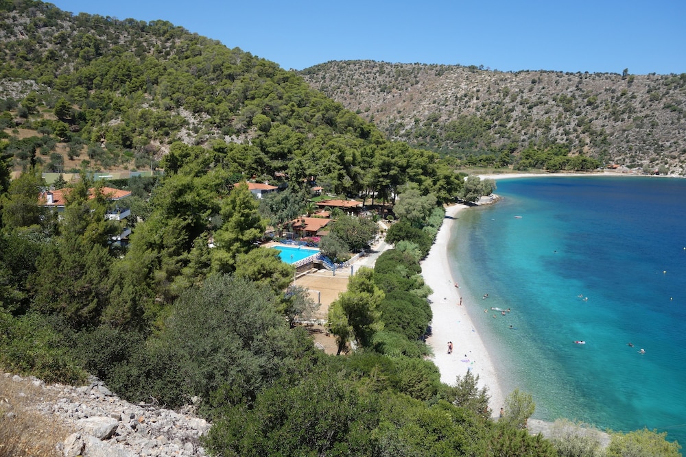 Saronikos Residences in Sofikón, Greece