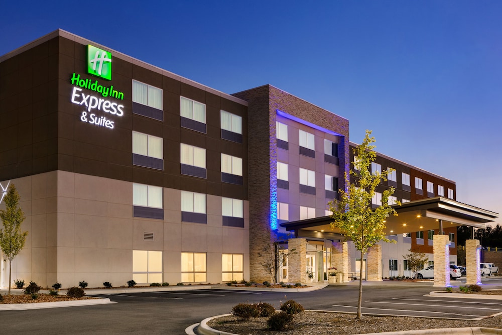 Holiday Inn Express & Suites Salisbury in Salisbury, United States