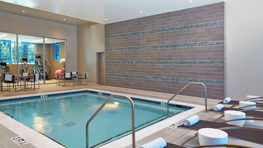 AC Hotel Atlanta Buckhead at Phipps Plaza