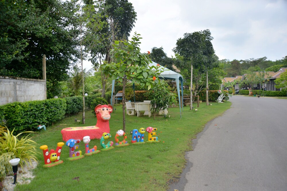 Promo 58 Off Chanpraya Resort Chanthaburi Thailand Cheap - 