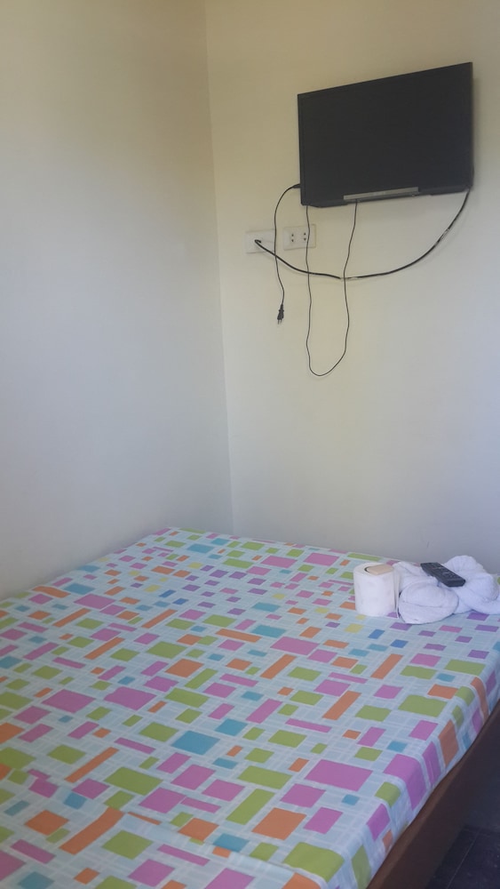 Photo - Eden Travellers Lodge