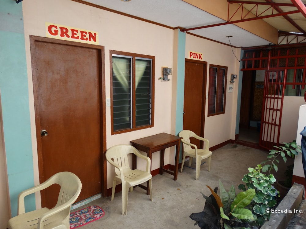 Photo - Eden Travellers Lodge