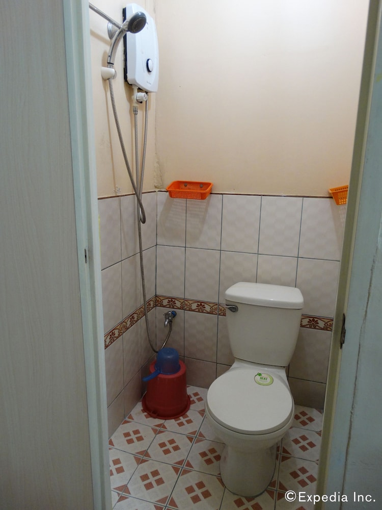 Photo - Eden Travellers Lodge