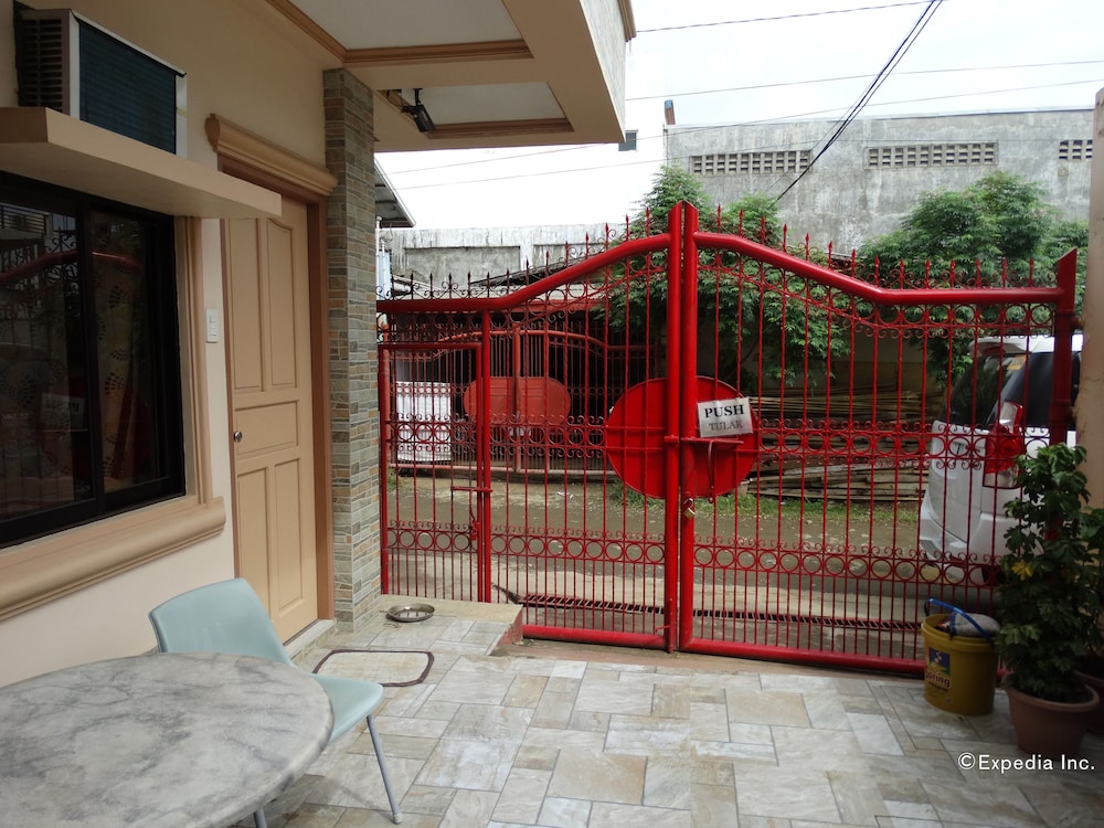 Photo - Eden Travellers Lodge