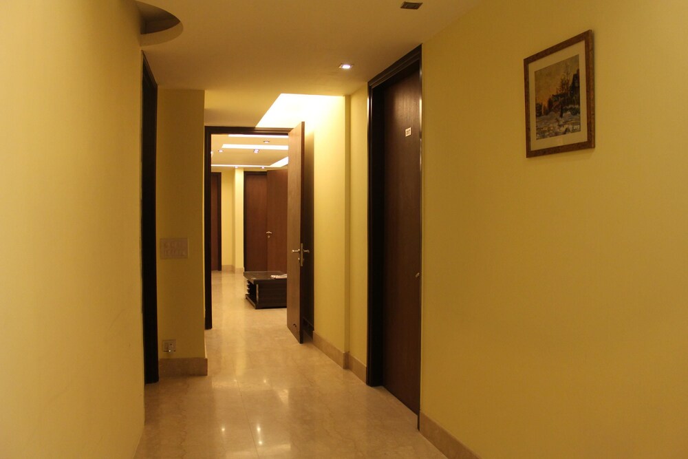 Oyo Rooms Gk2 M Block Market In Delhi Hotel Rates Reviews On Orbitz