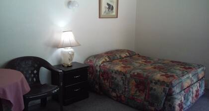 Sunny Valley Motel