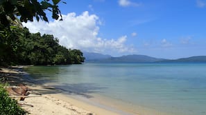 Private beach nearby, snorkeling