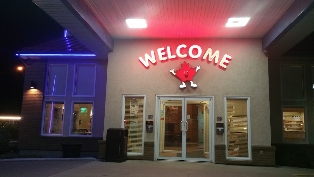 Canadian Motel North Battleford, North Battleford: 2019 Room Prices
