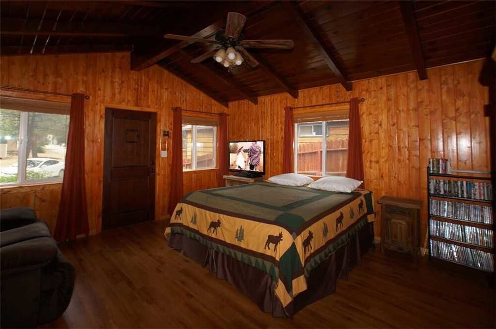 Big Bear Cool Cabins Big Bear Lake Homes Reviews Photos