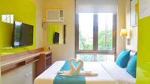 Minibar, in-room safe, desk, free WiFi