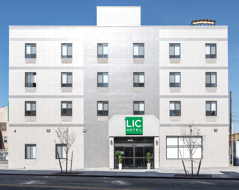 Lic Hotel In New York Rates Reviews On Orbitz View From Hotel Featured Image