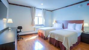 In-room safe, desk, laptop workspace, free WiFi