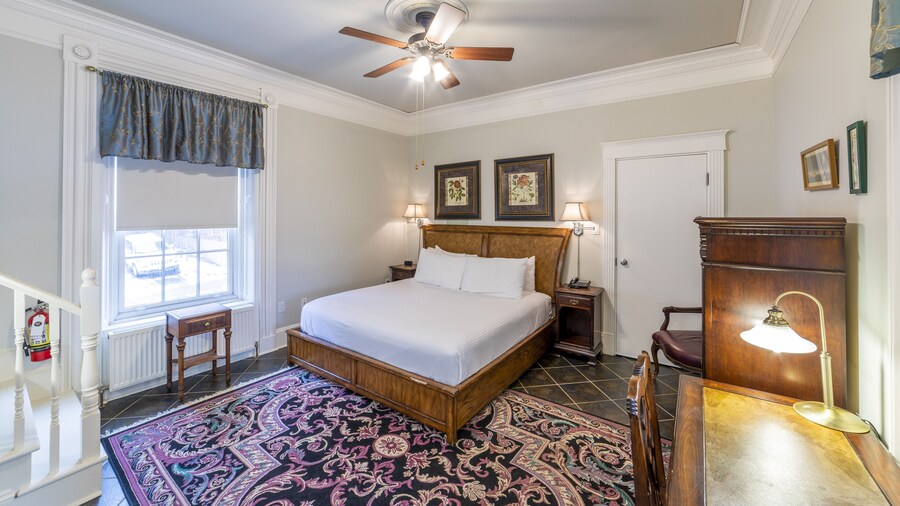 Chipman Hill Suites on Union