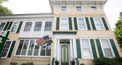E J Bowman House Bed & Breakfast