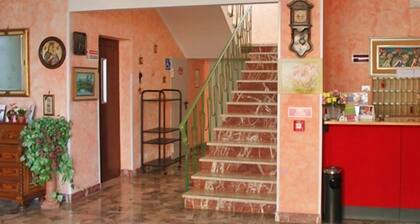 Nuovo Albergo Rex