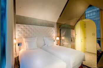 M Social Singapore Sg Clean Singapore 77 Room Prices Reviews Travelocity M Social Singapore Sg Clean Singapore 77 Room Prices Reviews Travelocity