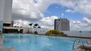 Outdoor pool, pool loungers