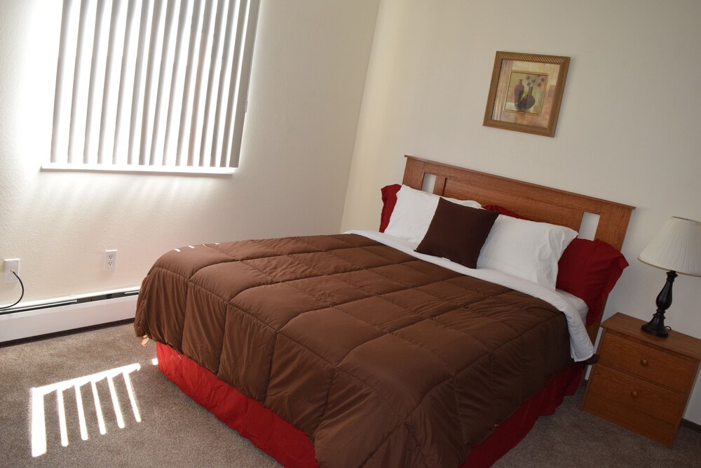 Forest Ridge Apartments Deals & Reviews (Rawlins, USA) Wotif