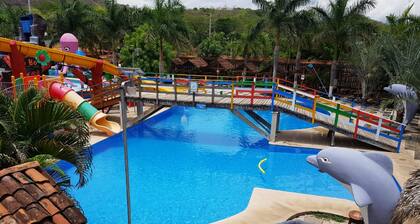 La Boya Hotel y Parque Acuático