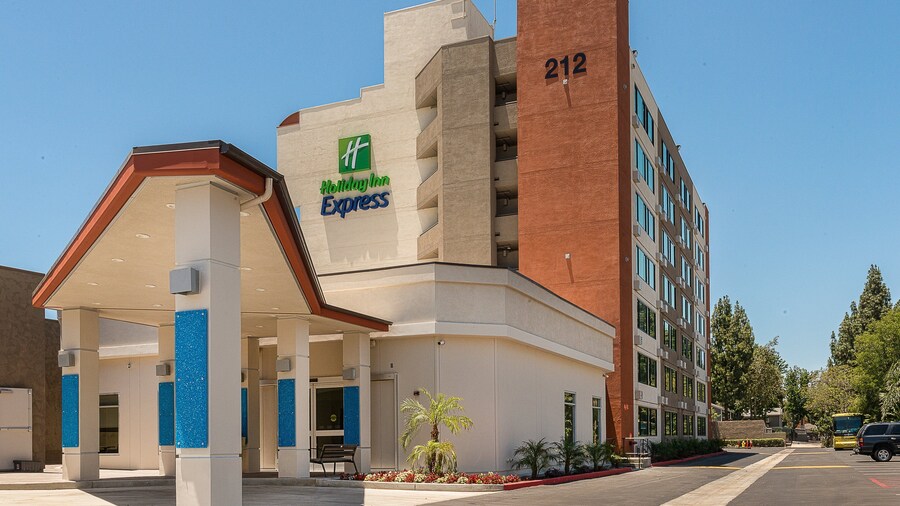 Holiday Inn Express Fullerton - Anaheim, an IHG Hotel