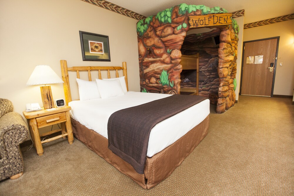 Great Wolf Lodge Anaheim CA 2018 Room Prices 200 Deals Reviews 