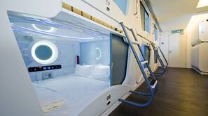 In-room safe, free WiFi