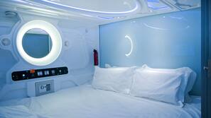 In-room safe, free WiFi