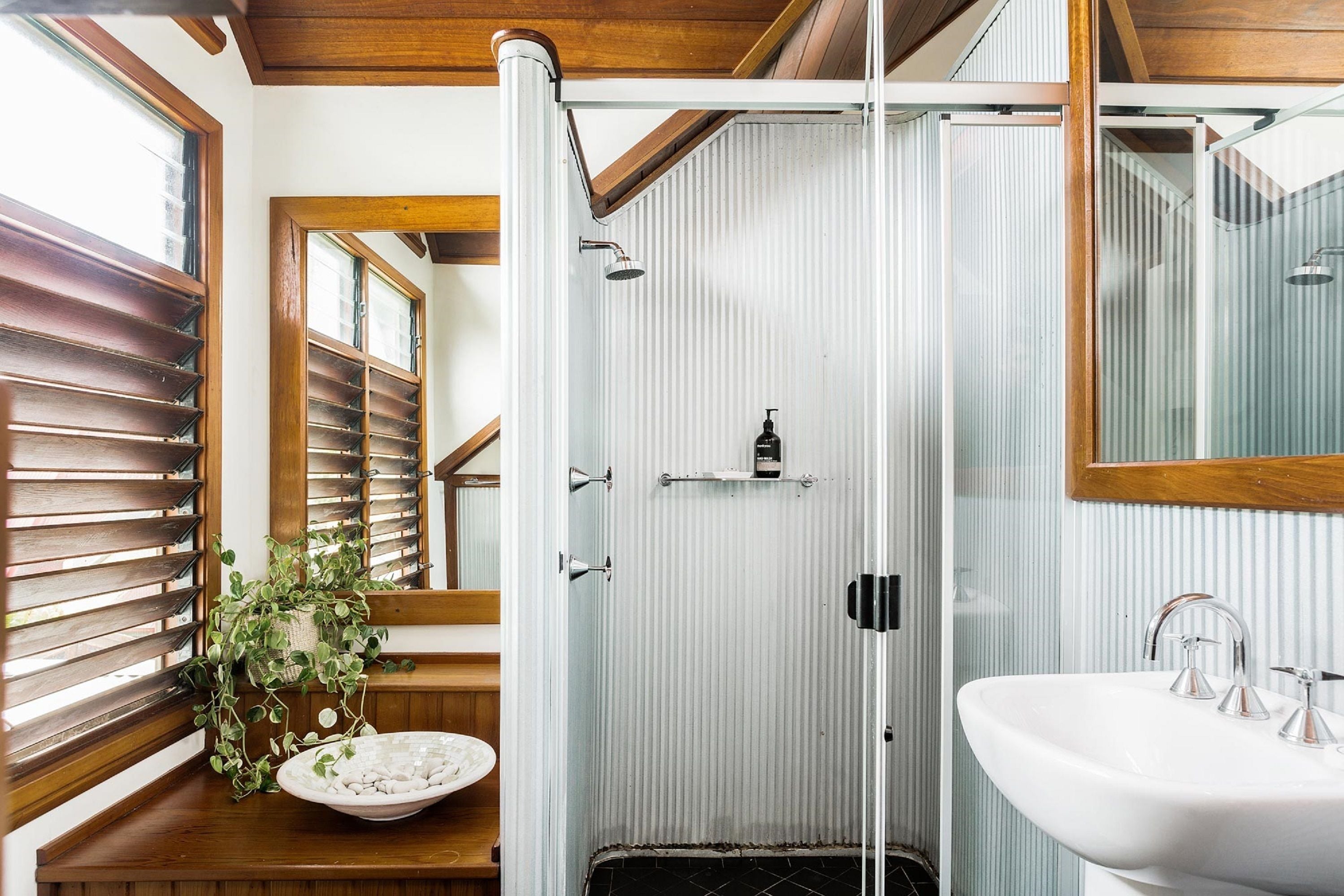 Byron Blisshouses Complex