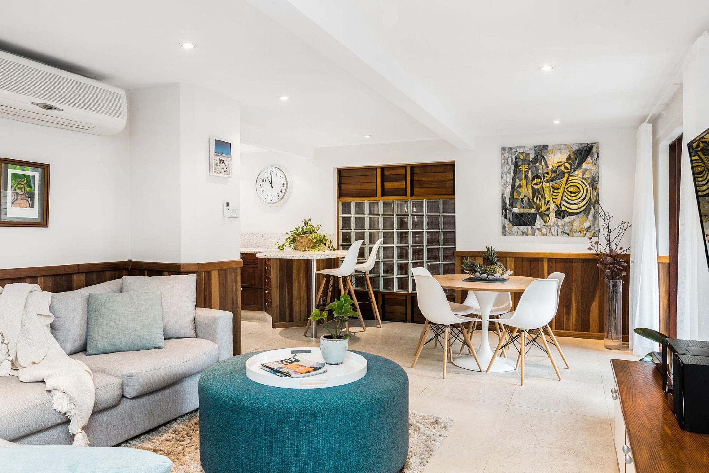 Byron Blisshouses Complex