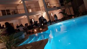 Piscina stagionale all'aperto